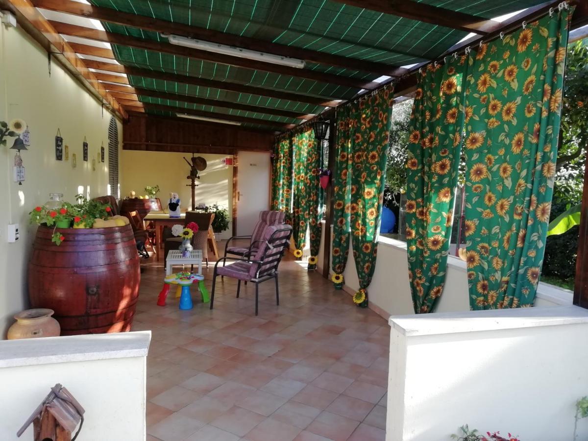 Casadolcecasalatina Bed & Breakfast Екстериор снимка