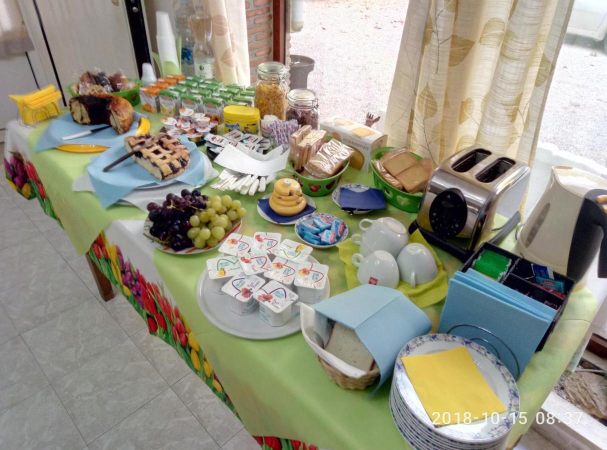 Casadolcecasalatina Bed & Breakfast Екстериор снимка