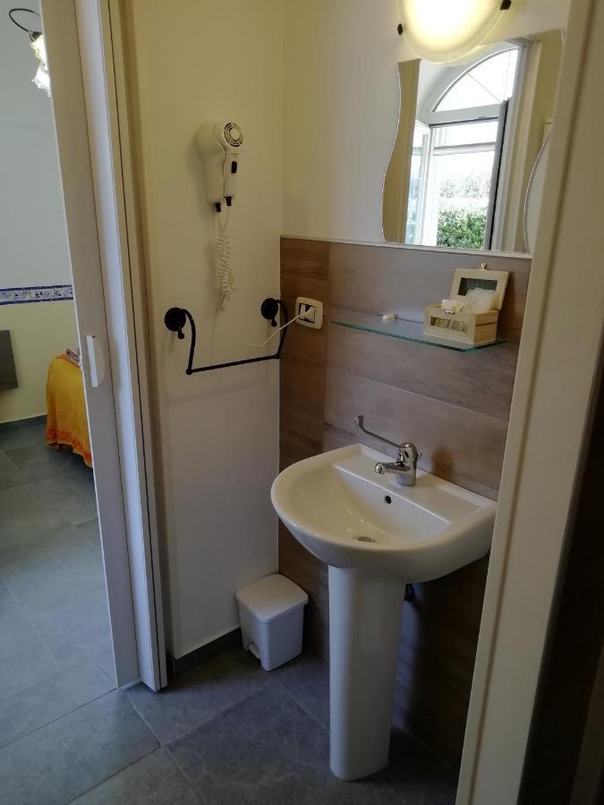 Casadolcecasalatina Bed & Breakfast Екстериор снимка
