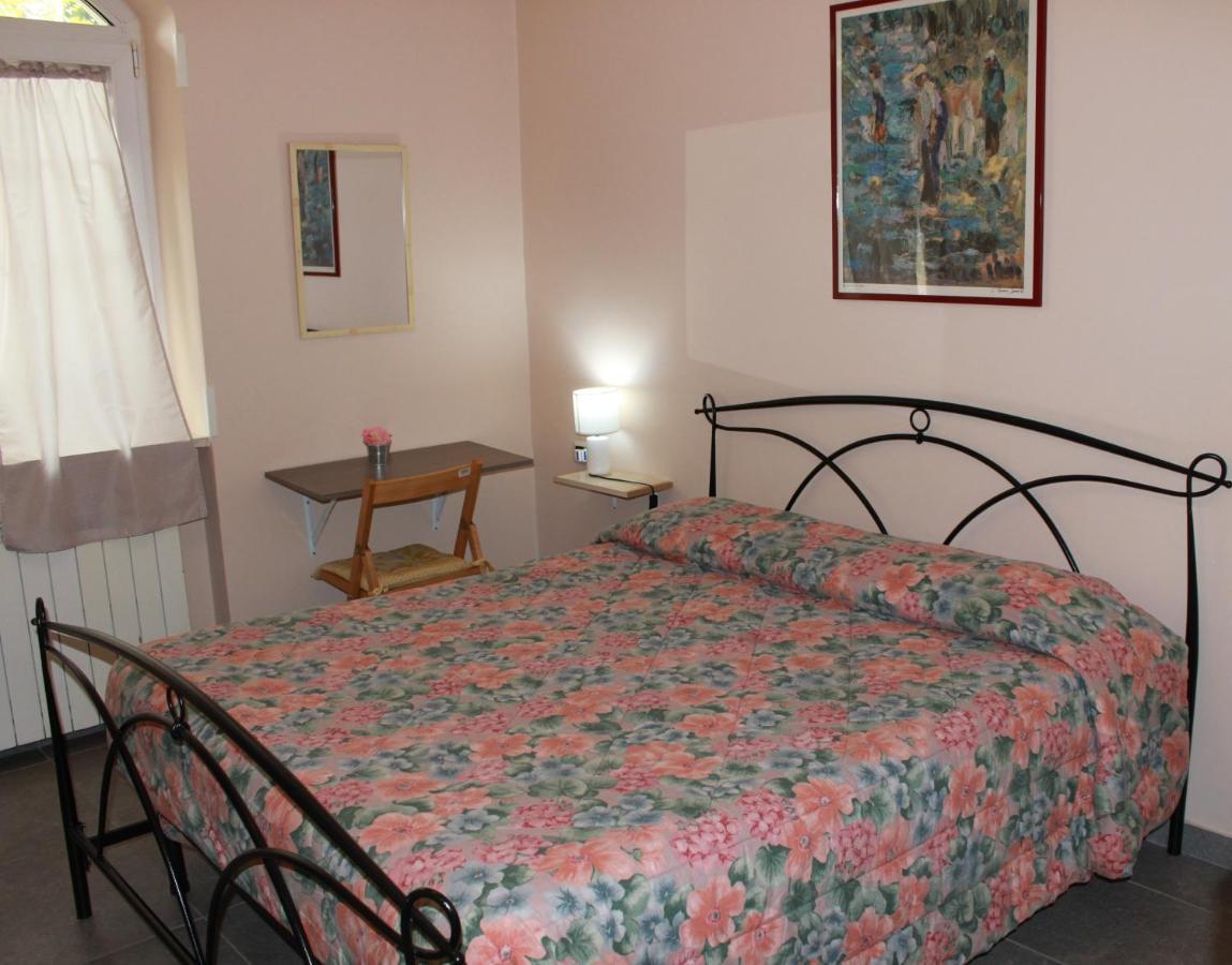 Casadolcecasalatina Bed & Breakfast Екстериор снимка